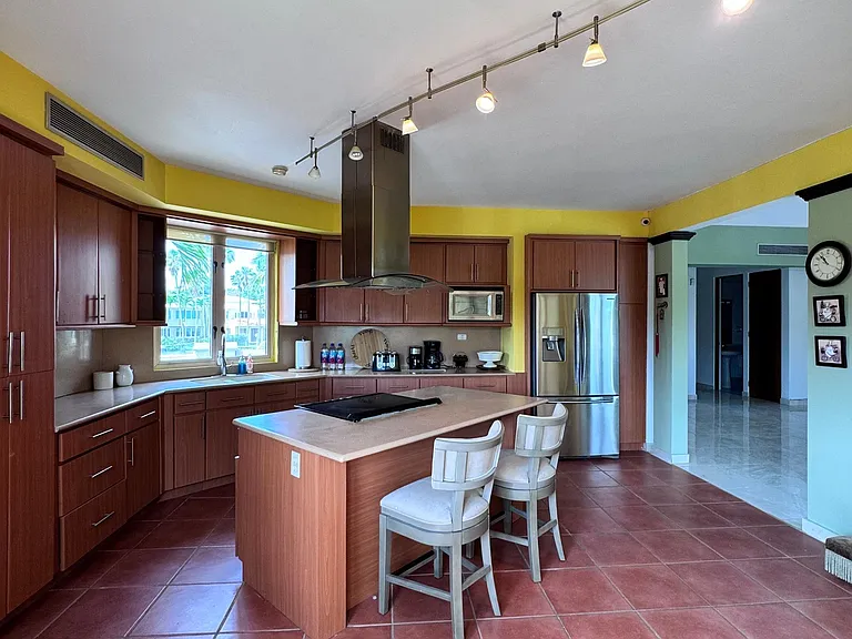 693 Lakeside Vlg #J-4 — Photo 10