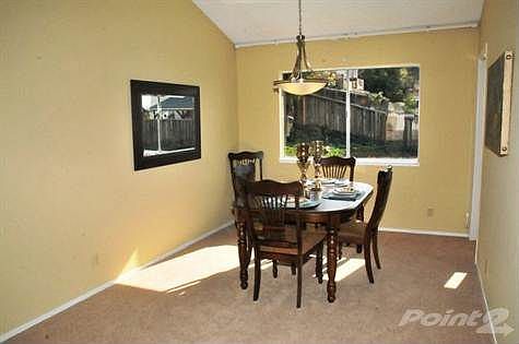 Spacious Dining Area