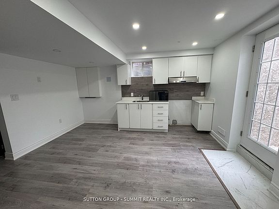 2nd image of 674 Thompson Rd S
