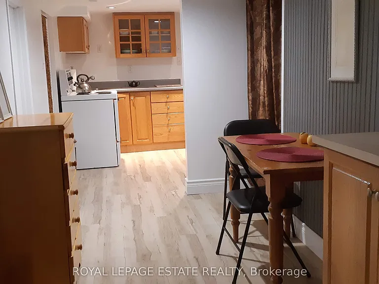 11 Keystone Ave #BASEMENT — Photo 9