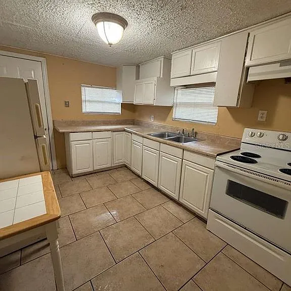4638 America St — Photo 23