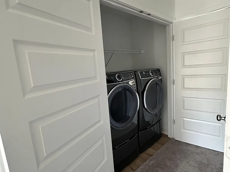 9321 Benton Dr — Photo 32