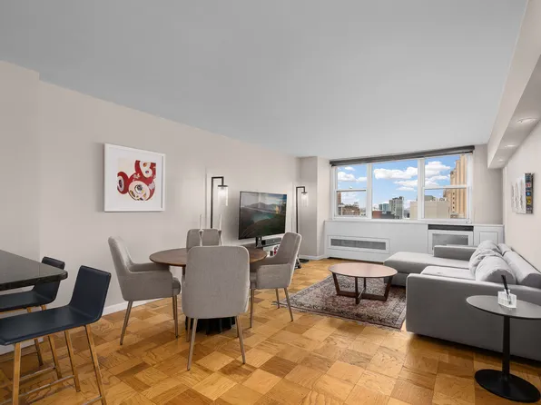 77 7th Avenue image 1 of 6