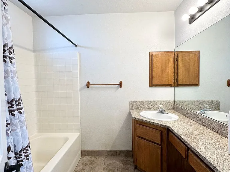 2647 Simms Ave — Photo 18