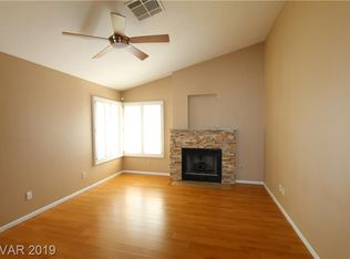 9532 Echo Glen Dr, Las Vegas, NV 89117