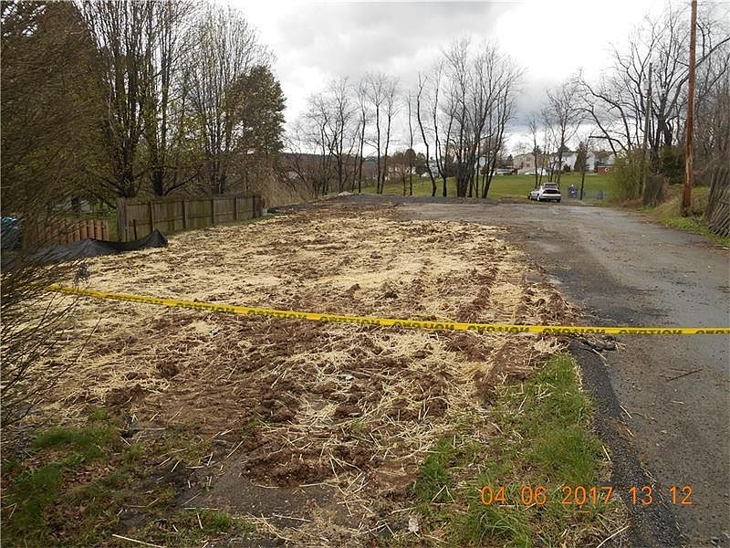 2nd image of 124 S Quarry St
