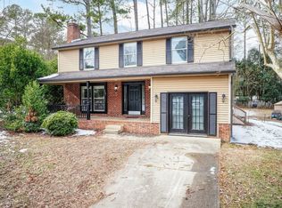 7101 Summerland Dr, Raleigh, NC 27612