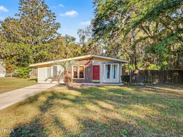 137 Bonaire Cir N, Beaufort, SC 29906