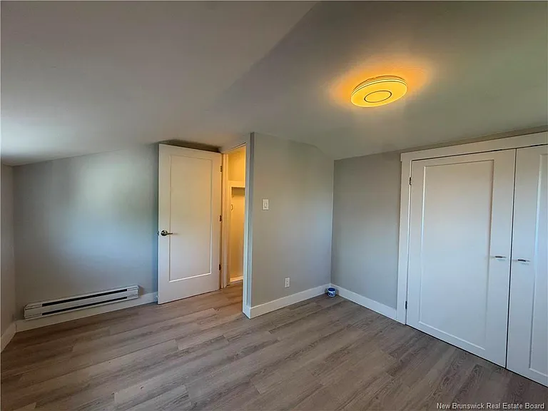 91 Purdy Ave — Photo 3