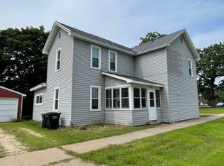 620 15th Ave E, Menomonie, WI 54751