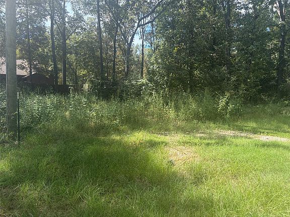 2nd image of 333 Beaver Run