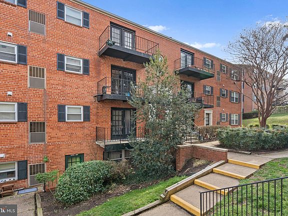 3rd image of 426 N Armistead St APT 203