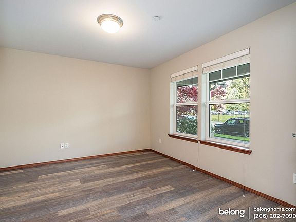 5th image of 5210 151st Avenue Ct E #101