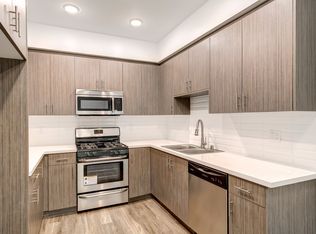 5338 Cartwright Ave #106, North Hollywood, CA 91601