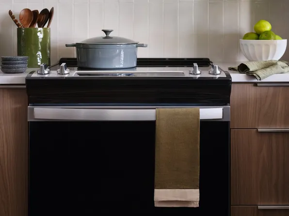 33 Hudson Street image 3 of 19