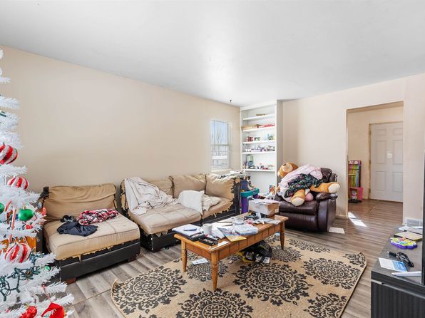 rapid-city-south-dakota-117827752 picture