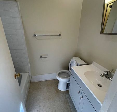 5th image of 1530C Seigle Ave