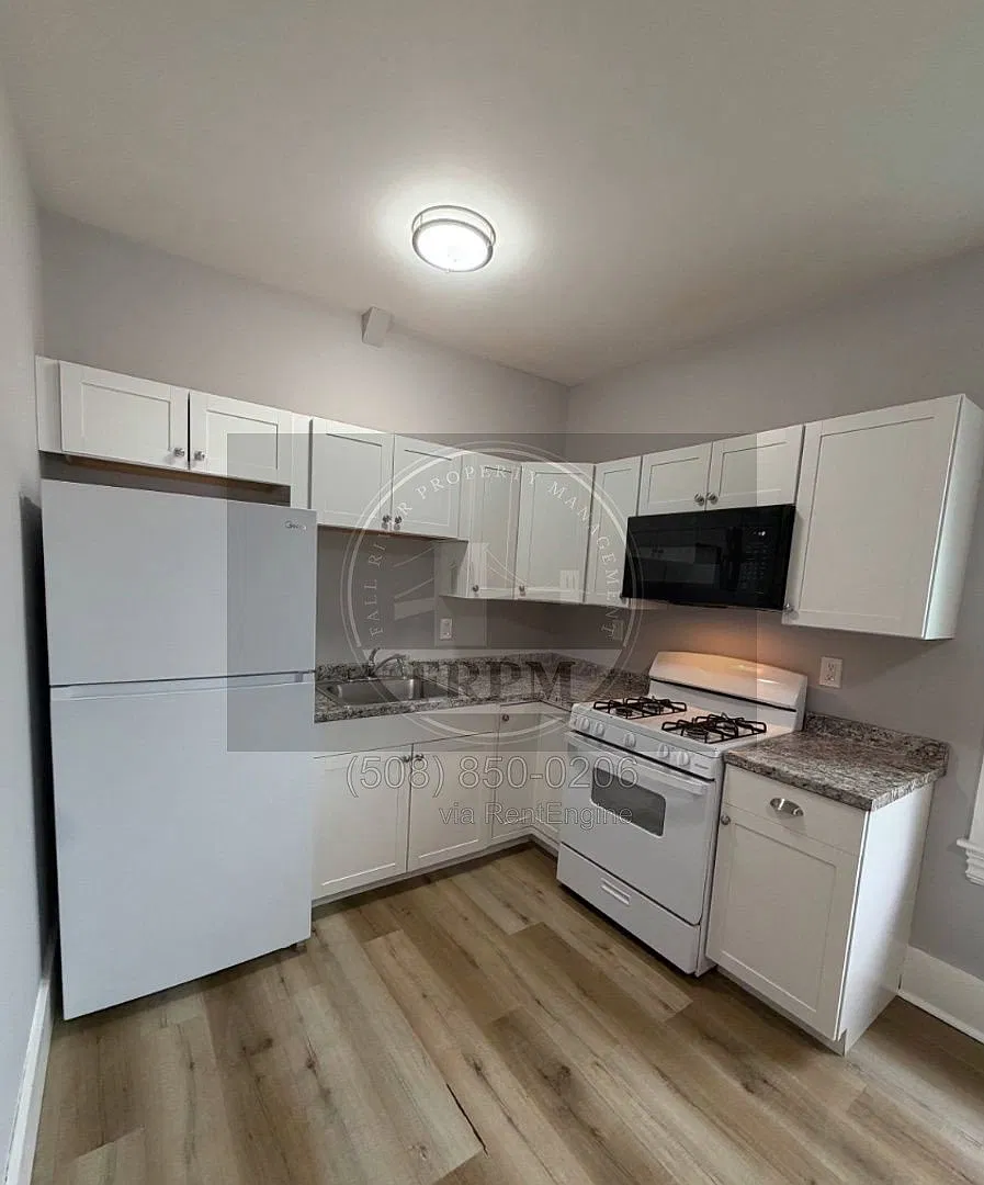 3 bed, 1.0 bath, $1,850 — Photo 1