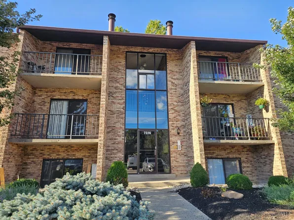 7226 Creekview Dr, Cincinnati, OH 45247