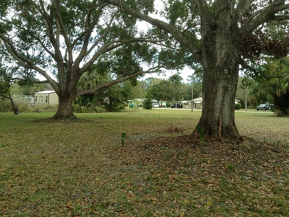 4th image of 189 Laurel Oak St