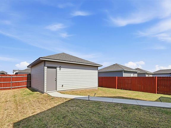 5th image of 2437 Lucy Axel Ln