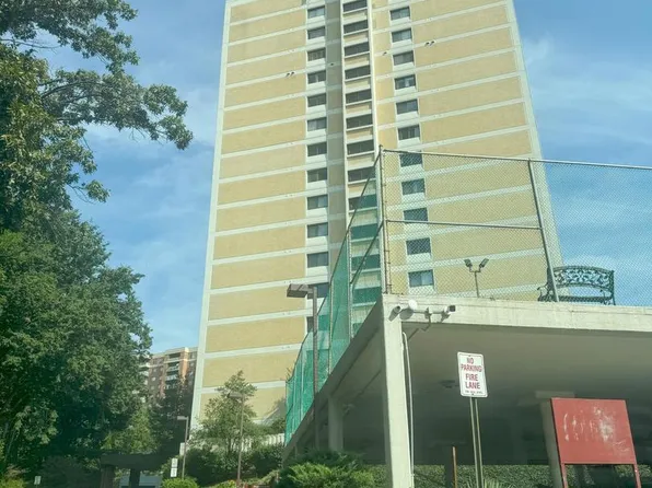 6101 Edsall Rd APT 701, Alexandria, VA 22304