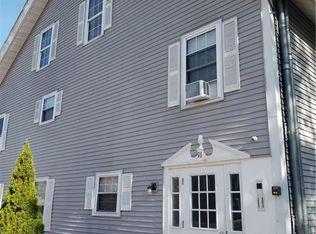 91 S 2nd Ave #5, Taftville, CT 06380