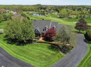 13 Quoin Cres, Victor, NY 14564