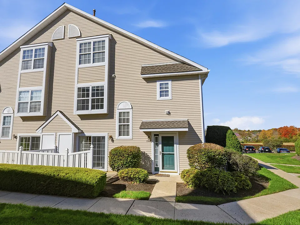 1508 Carol Ct #1508