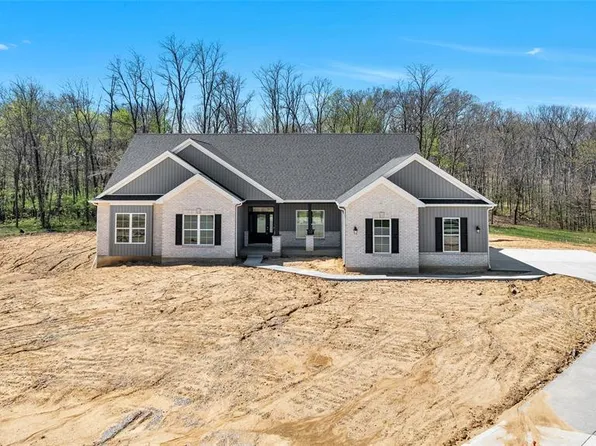 300 Schaper Estates Xing, Foristell, MO 63348