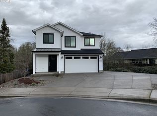 539 SE Kathleen Ct, Roseburg, OR