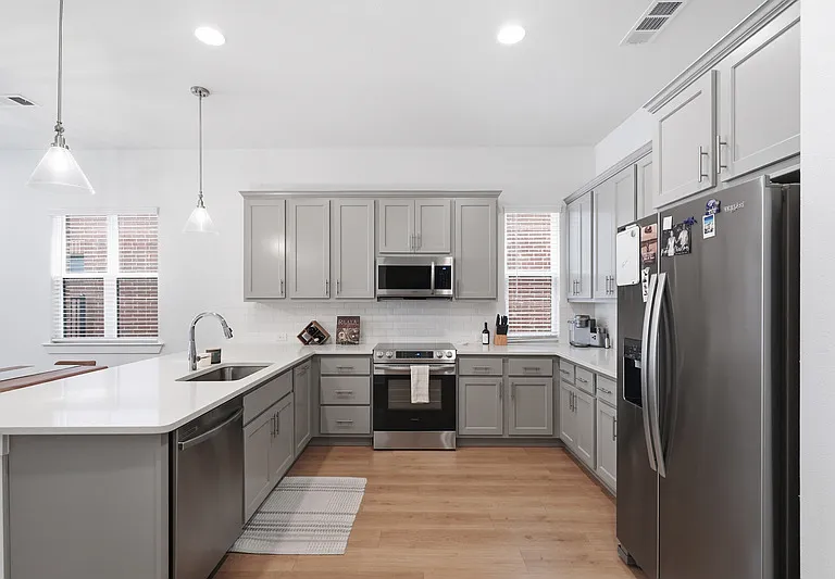 2817 Stanley Ave #1 — Photo 13