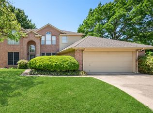 2418 Red Maple Ct, Arlington, TX 76001