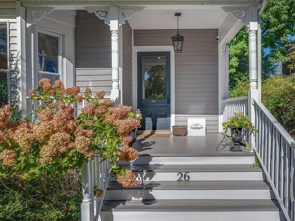1st image of 26 Tallman Avenue