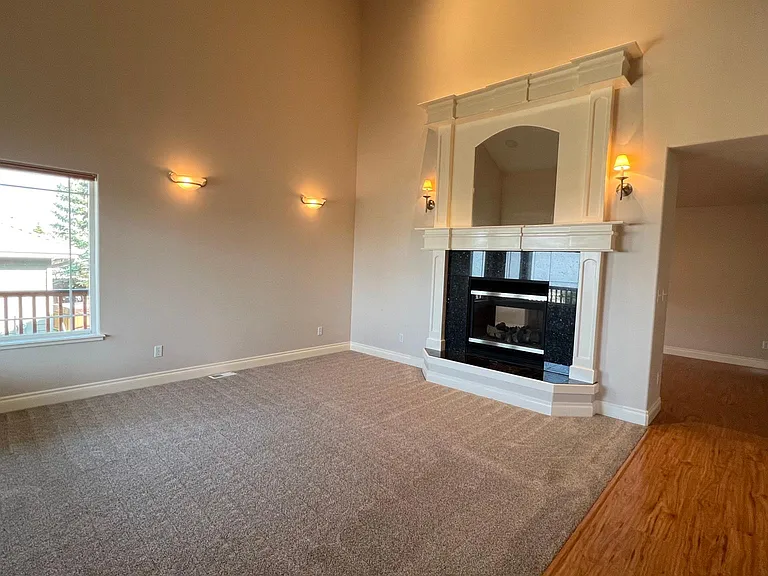 16107 Grand Bluff Cir — Photo 3