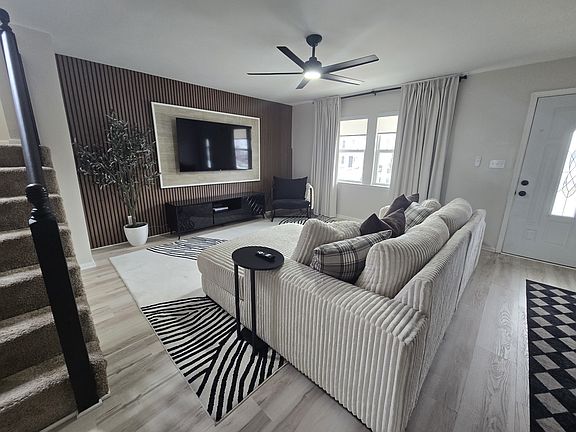 5th image of 5413 Woburn Ln #1