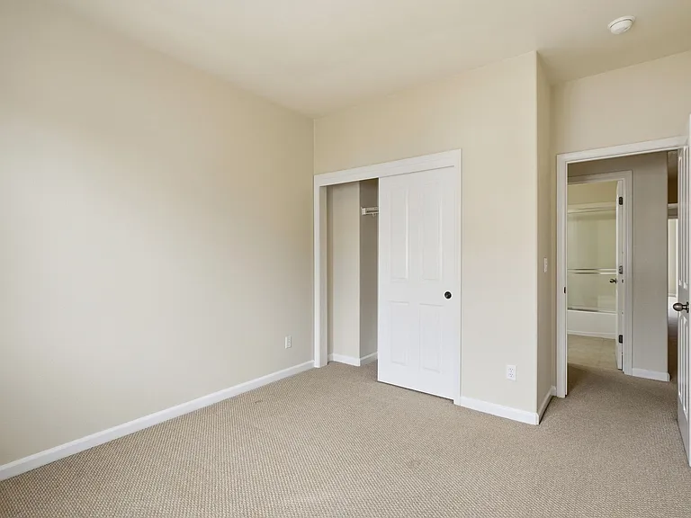 5206 Fioli Loop — Photo 26