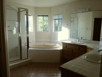 2nd image of 18627 Eccles St