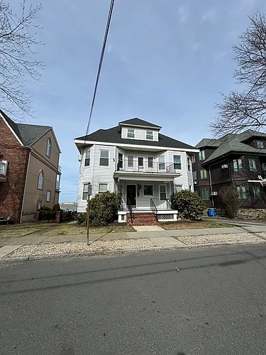 97 Court Rd #2 Photo 1