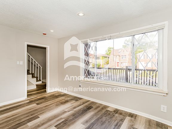 2-Living Room