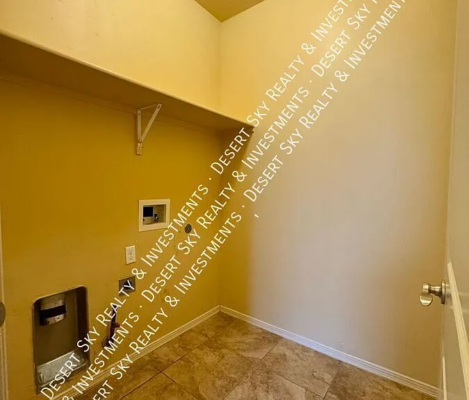 5835 Organ Peak Dr — Photo 26
