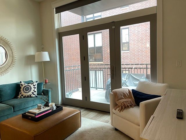 1st image of 1551 N Wells St #205