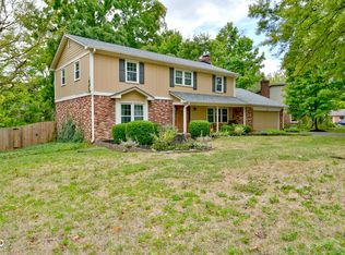7049 Kingswood Cir, Indianapolis, IN 46256