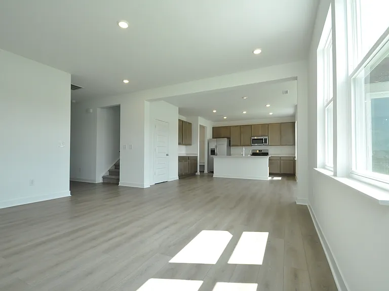 8578 Georgina St — Photo 13