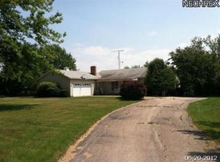 237 S Ridge Rd, Conneaut, OH 44030