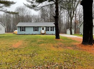 3849 S State Rd, Fort Gratiot, MI 48059