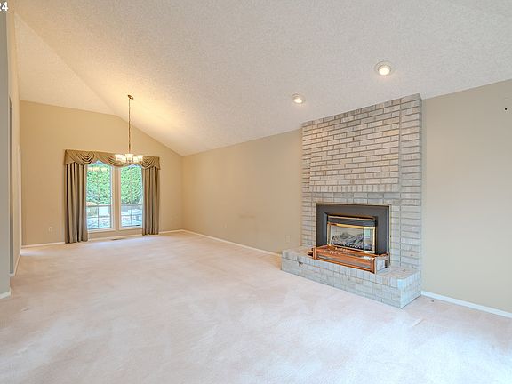 5th image of 12800 SE 24th St