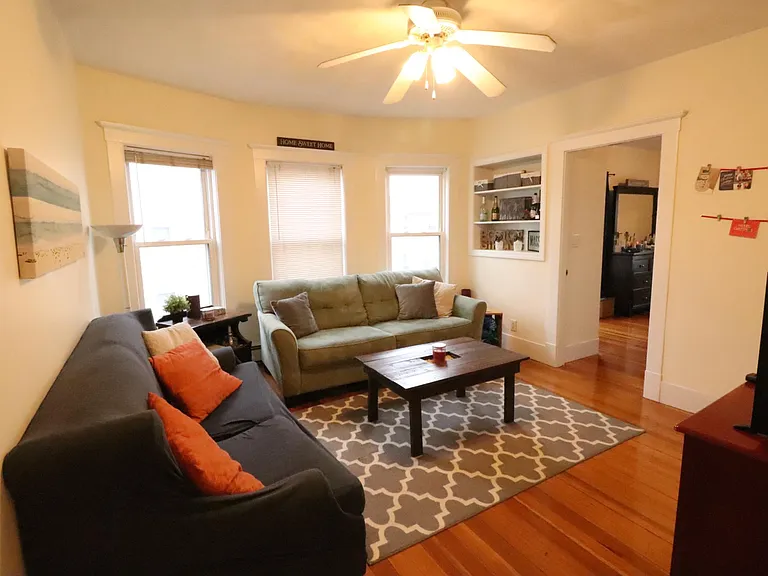 229 Main St #3L — Photo 4