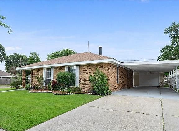 2nd image of 3201 Arbutus Ct