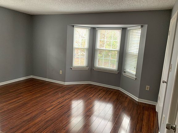 4th image of 25 Brighton Way